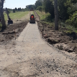 Etablering af grussti