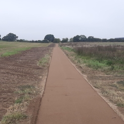 Etablering af grussti